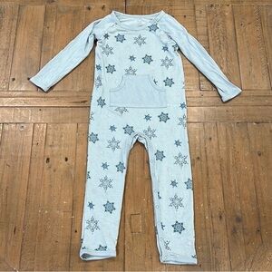 Kyte baby snowflake bamboo long romper